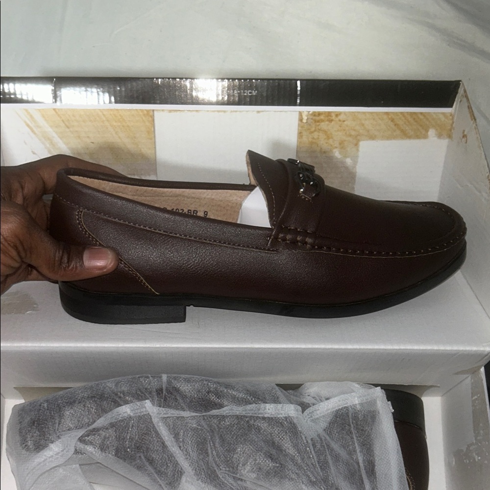 Men's Classic Brown Leather Slip-On Loafers